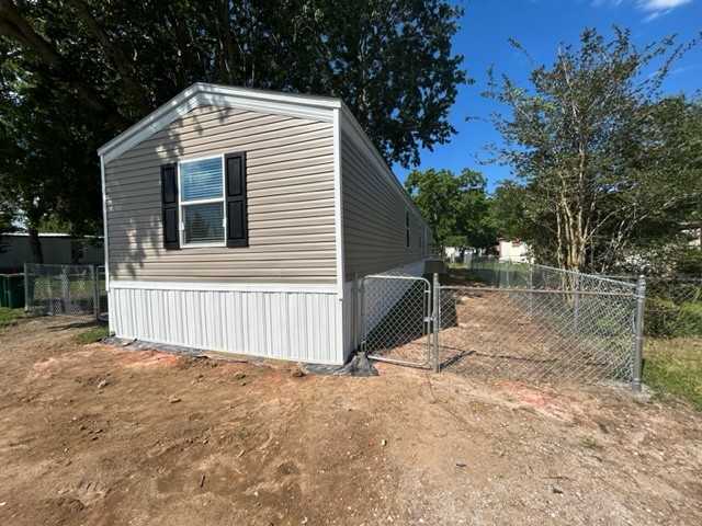 1891 Popp's Ferry Road #10