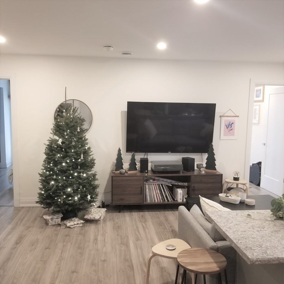 87 Stirling Ave #5 - Photo 4 of 23