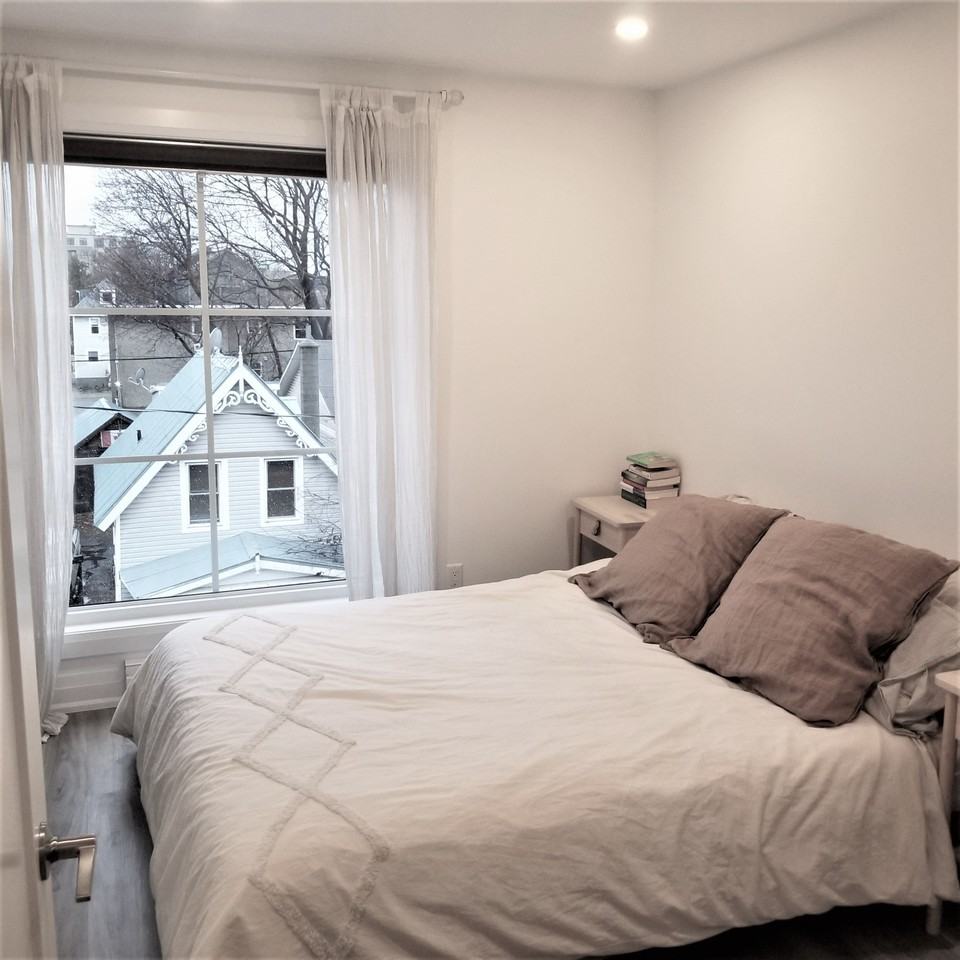 87 Stirling Ave #5 - Photo 6 of 23