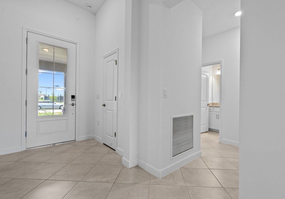 13968 Hunter Oak Dr - Photo 2 of 24