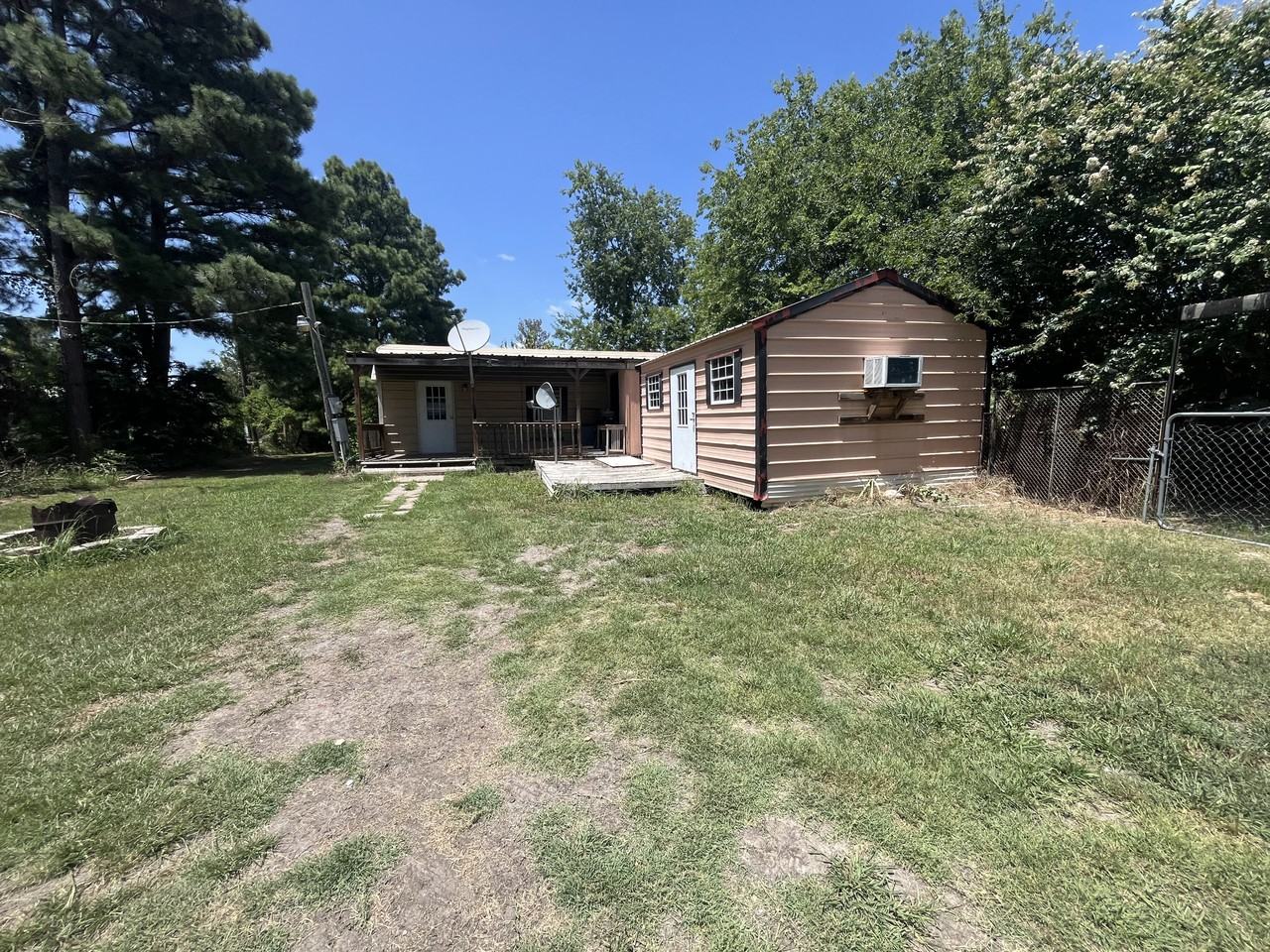 1478 County Road 3630 - Photo 2 of 16