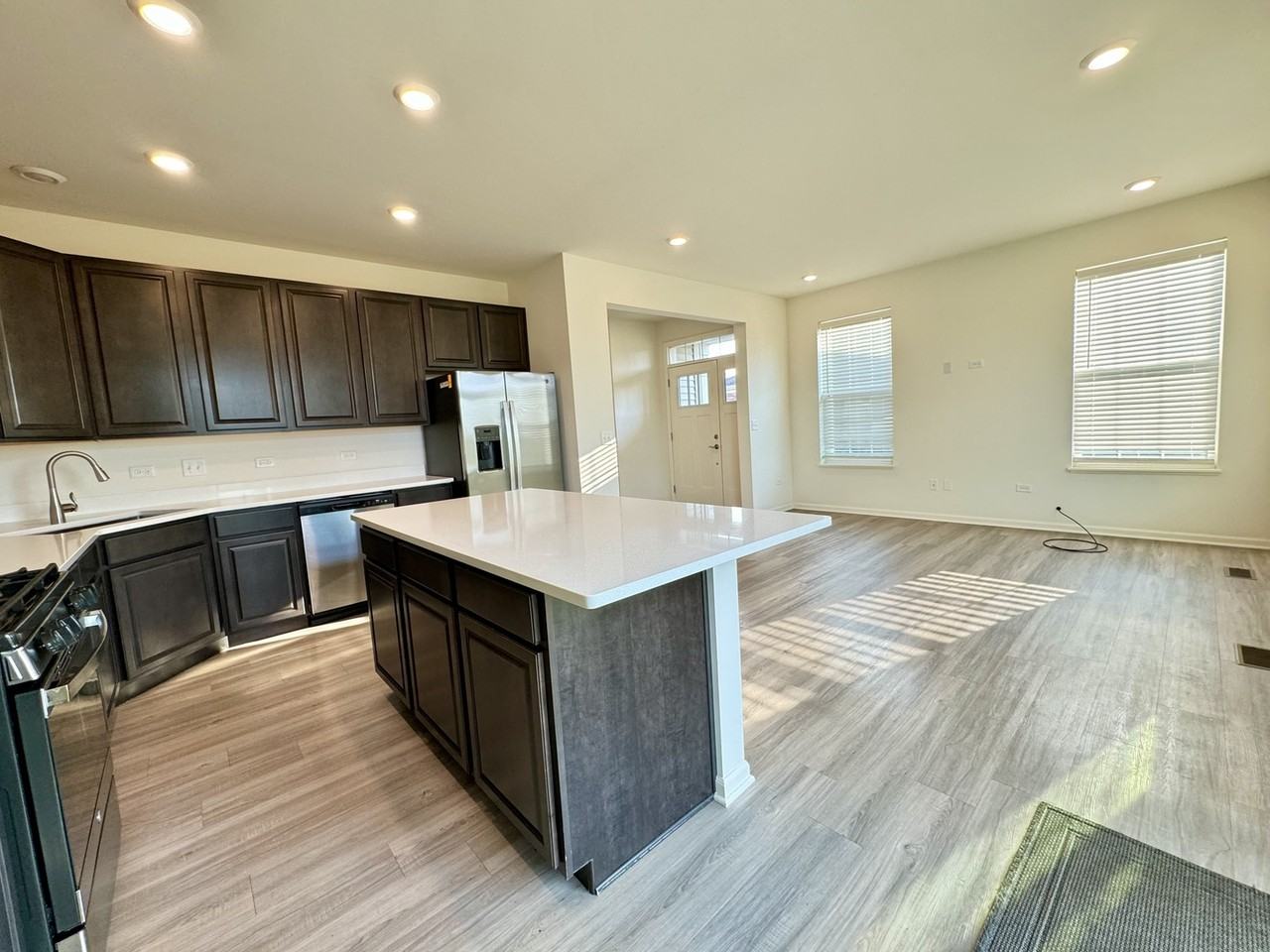14952 W Cyrus Dr - Photo 3 of 25