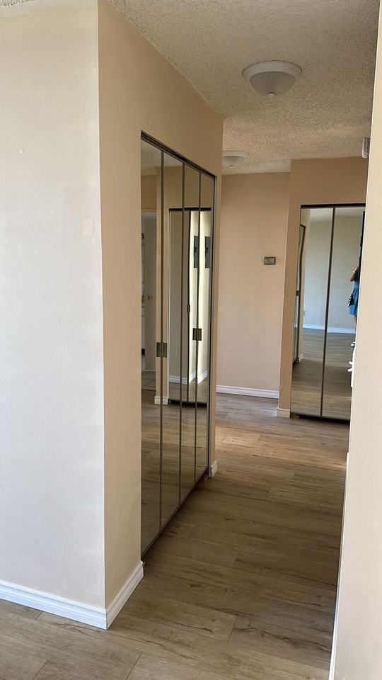 2020 Bellwood Avenue #1206 - Photo 7 of 17