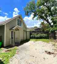 627 E 14th St #C - Photo 1 of 1