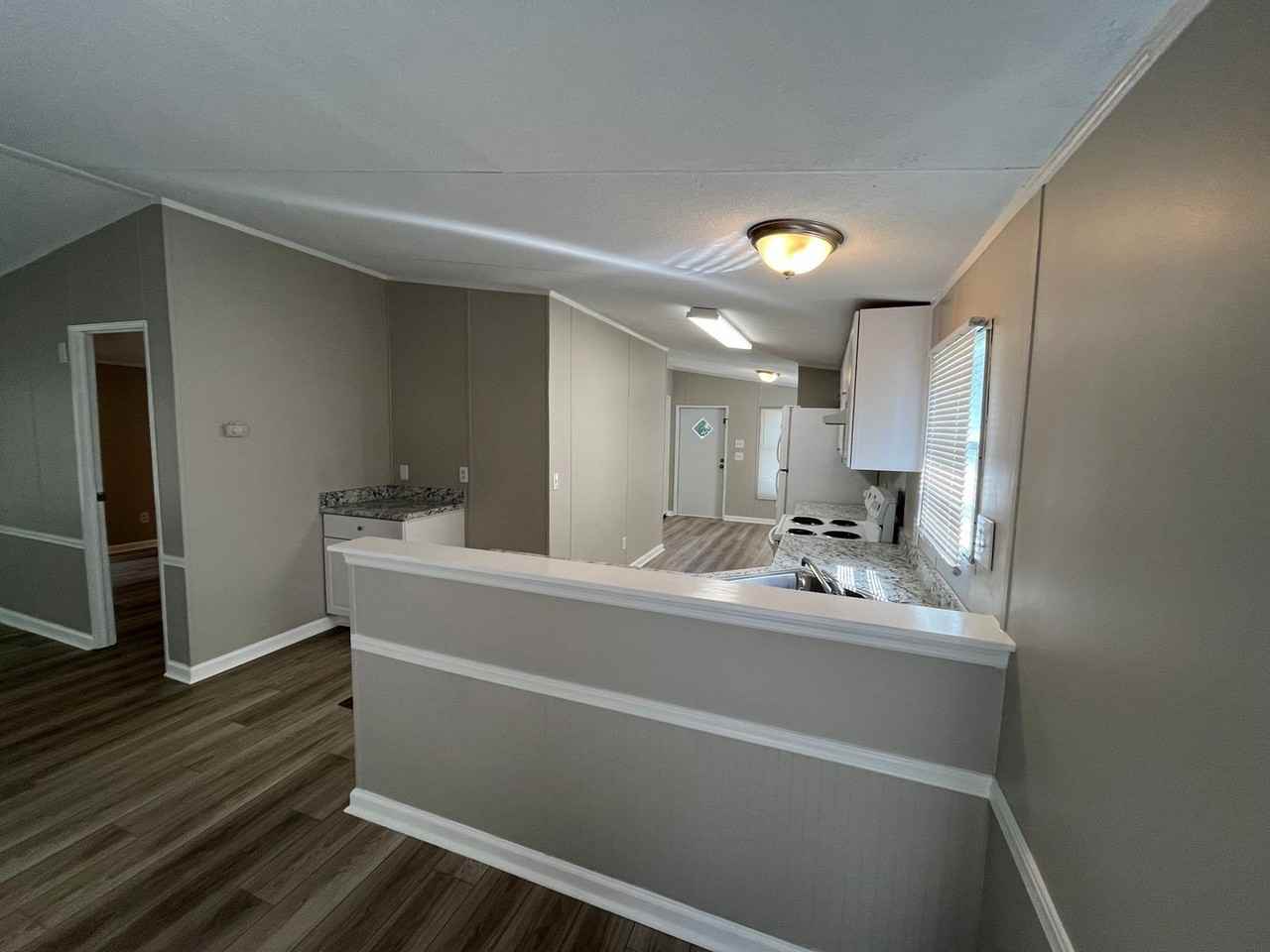 6803 Waters Ave - Photo 4 of 22