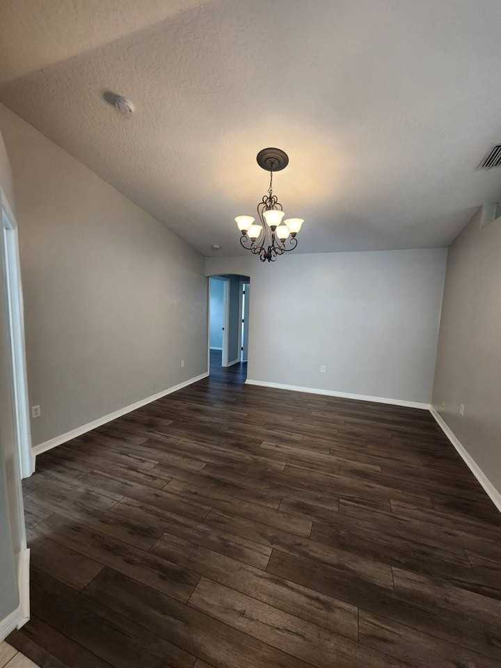 1844 Crane Creek Blvd - Photo 3 of 35