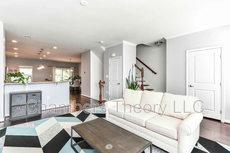 1778 Rockledge Ter - Photo 4 of 43