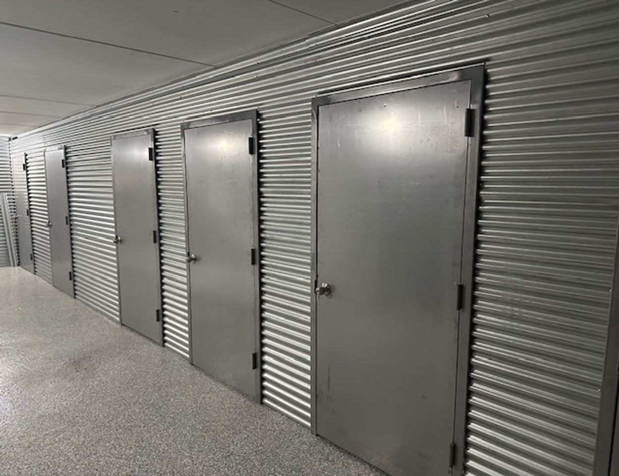 Lindenwood Apartments - Photo 6 of 6