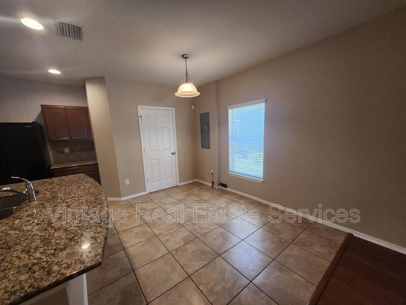 4721 Chatterton Way - Photo 5 of 17