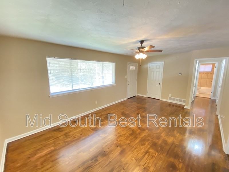 3570 England St - Photo 2 of 8