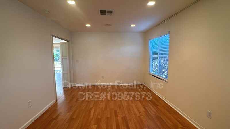 234 La Monte Ln - Photo 3 of 43