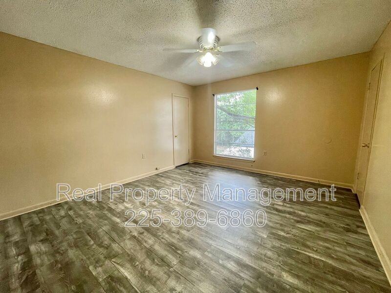 10952 Cherry Hill Ave #4 - Photo 5 of 13