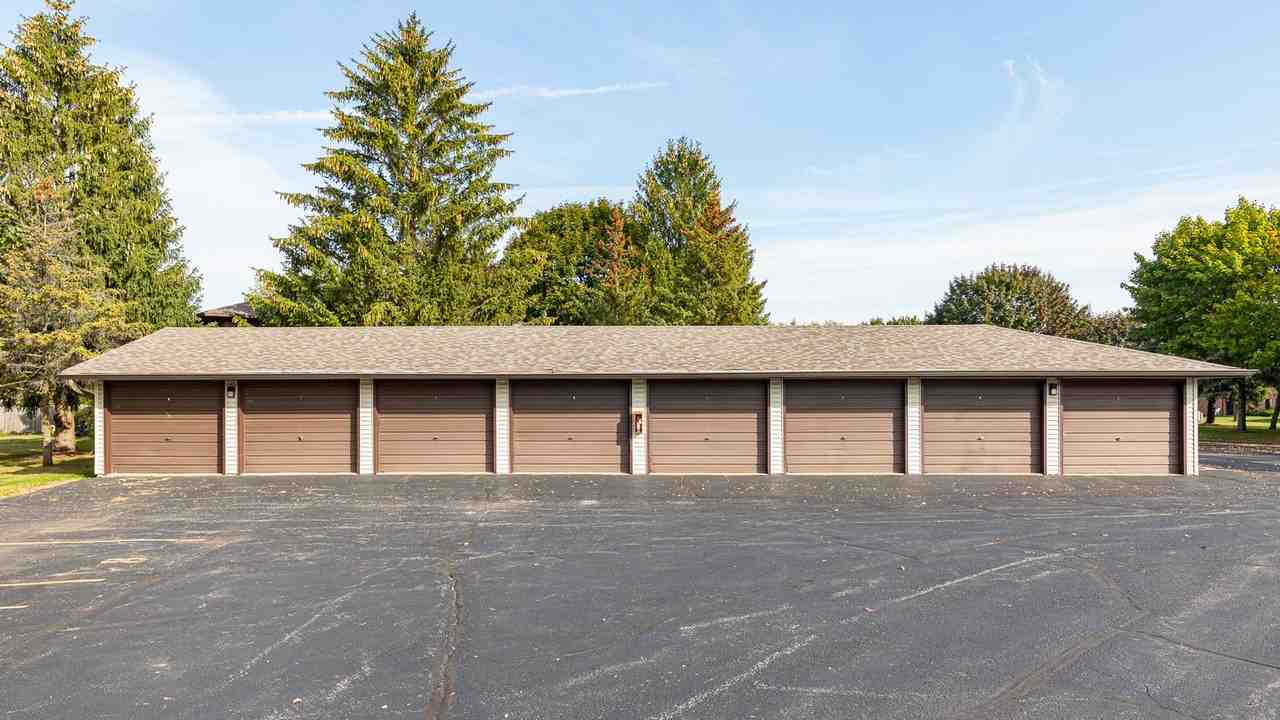 Shadow Creek Apartments - Photo 2 of 2