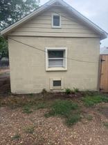 1011 1011 Milam Back - Photo 1 of 1