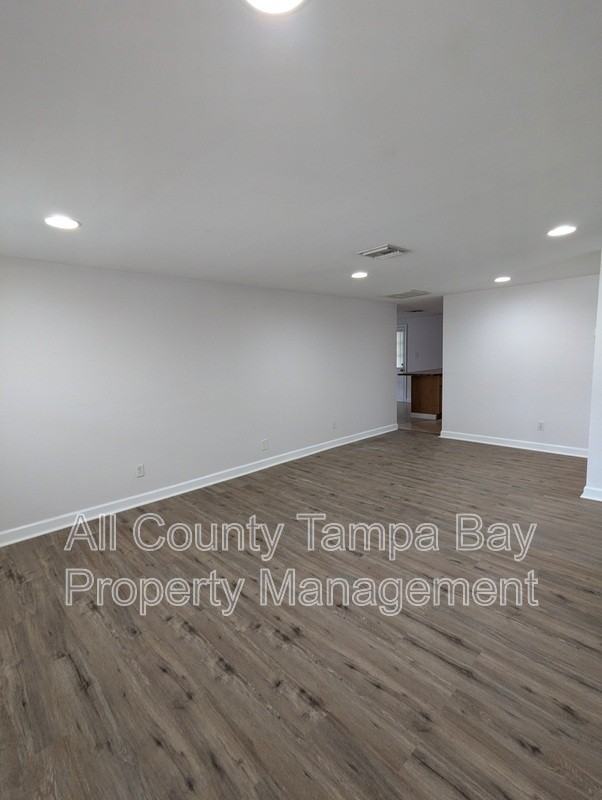 3146 Downing St #B - Photo 3 of 23