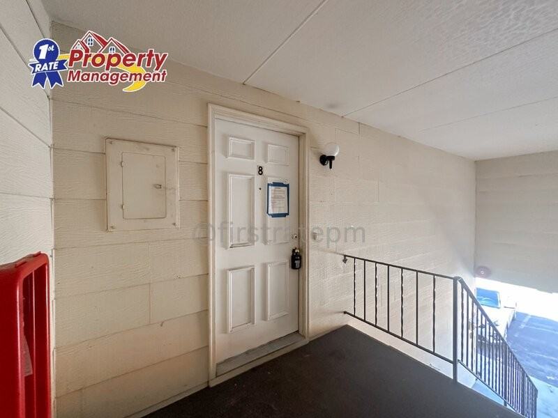 5575 W Franklin Rd #5 - Photo 2 of 19