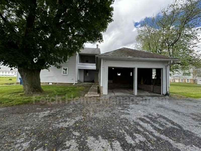 1364 Garber Rd - Photo 2 of 7