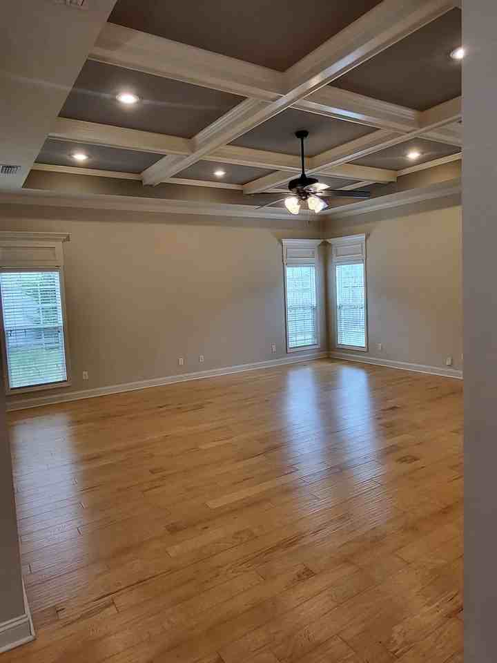 5162 Village Way - Photo 5 of 12