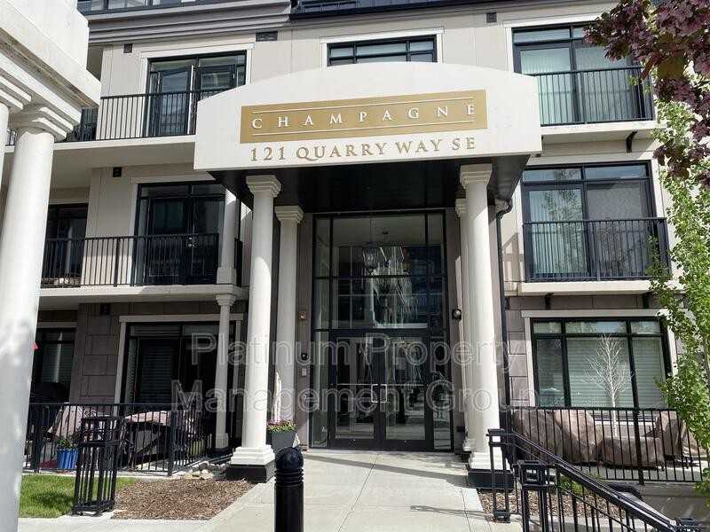 121 Apartment - Photo 2 of 2