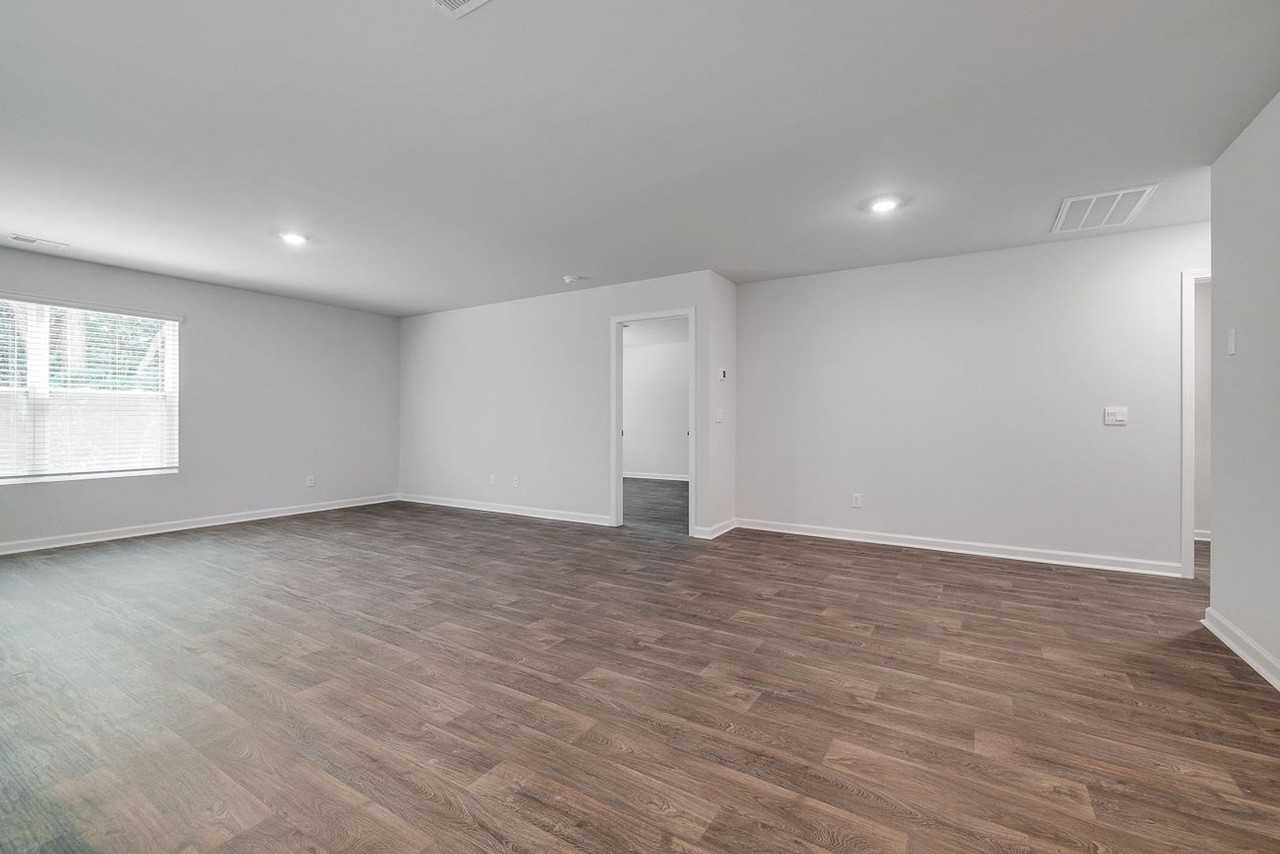 142 Ponderosa Loop - Photo 6 of 29