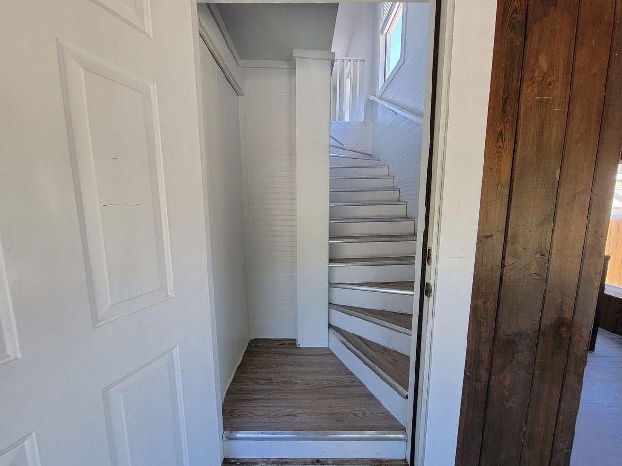 2925 7th Avenue West - Photo 4 of 39