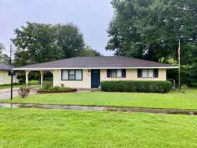 1940 Potwin Dr - Photo 1 of 1