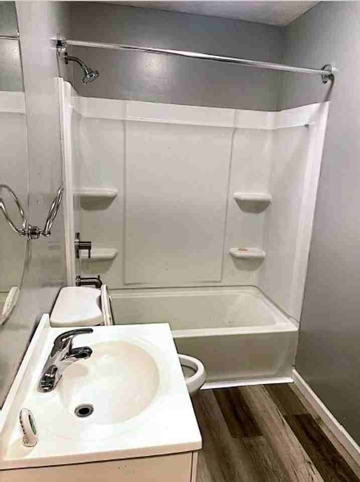 2105 Courtland Ave - Photo 5 of 13