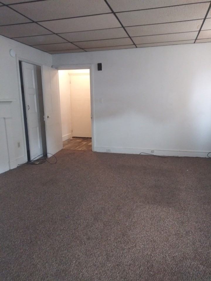 126-128 WALNUT STREET - Photo 3 of 6
