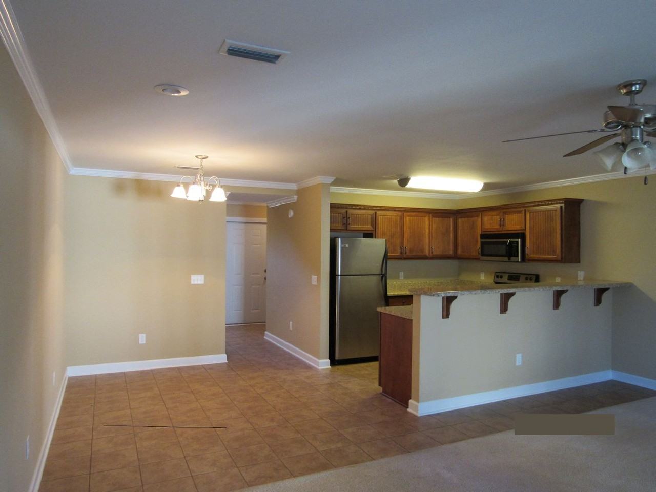 106 Cody Dr - Photo 2 of 11