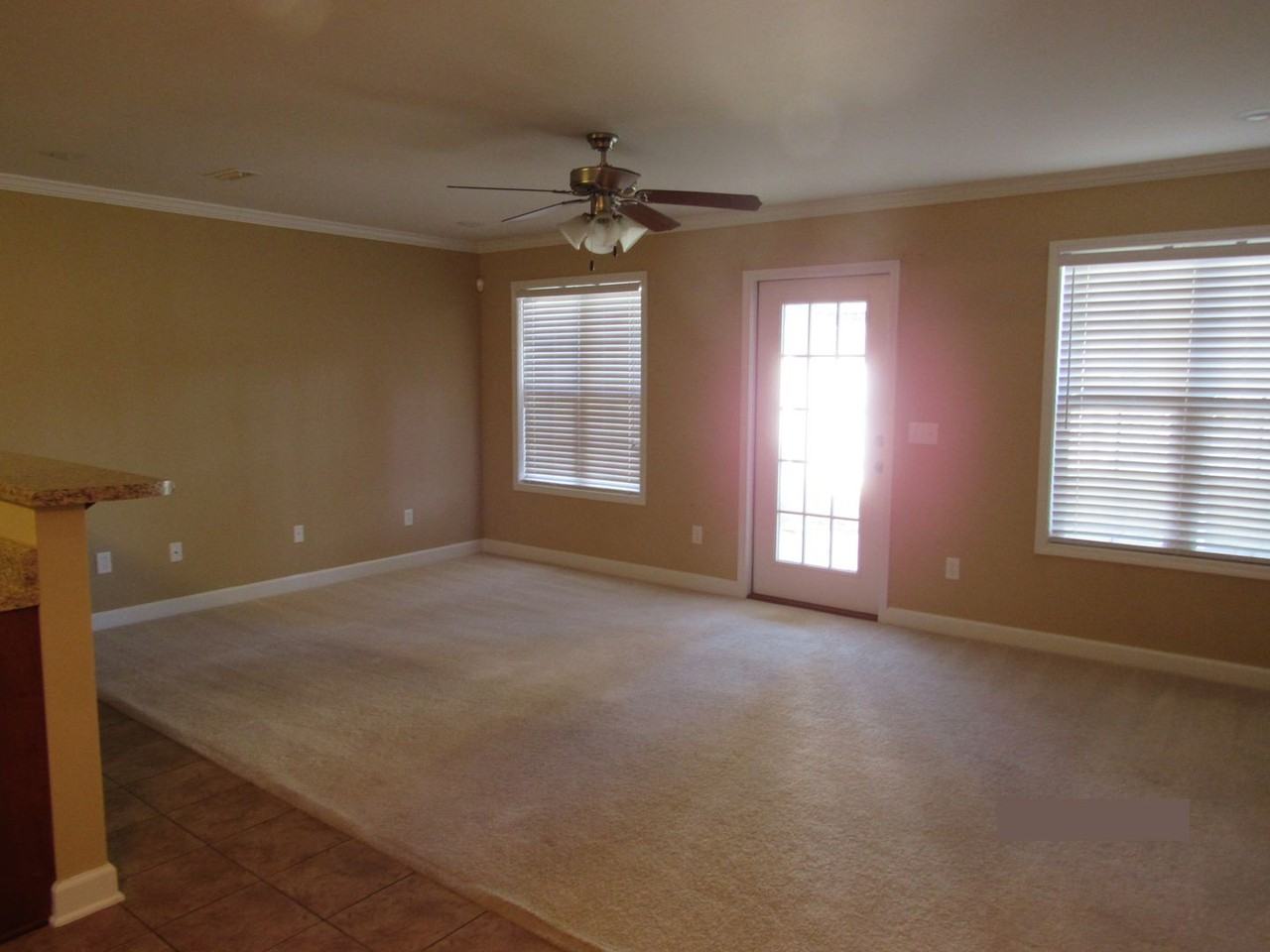 106 Cody Dr - Photo 3 of 11