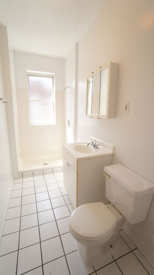 3000 N. Whipple LLC - Photo 5 of 14