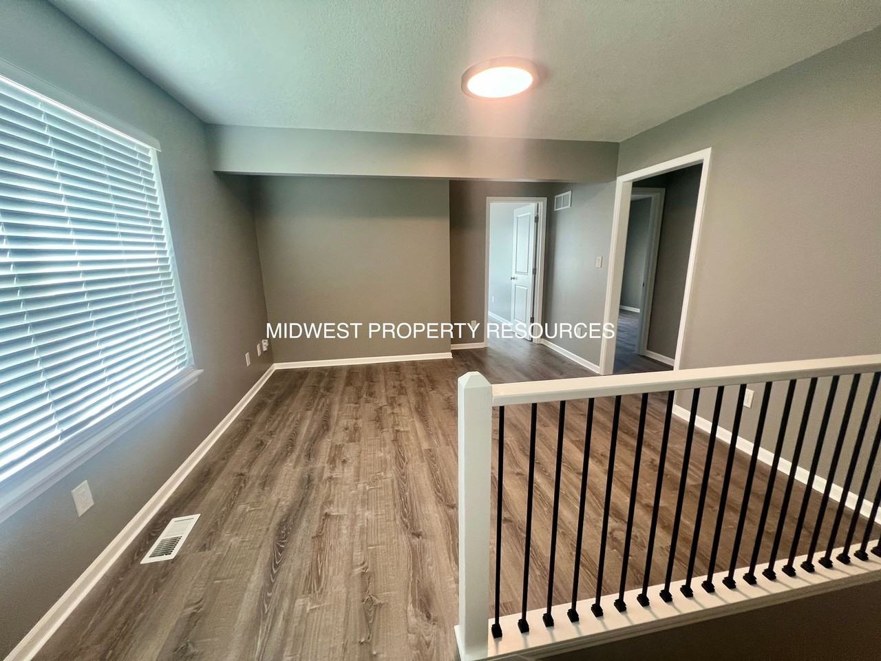 205 Nw Market Pl #A - Photo 5 of 19