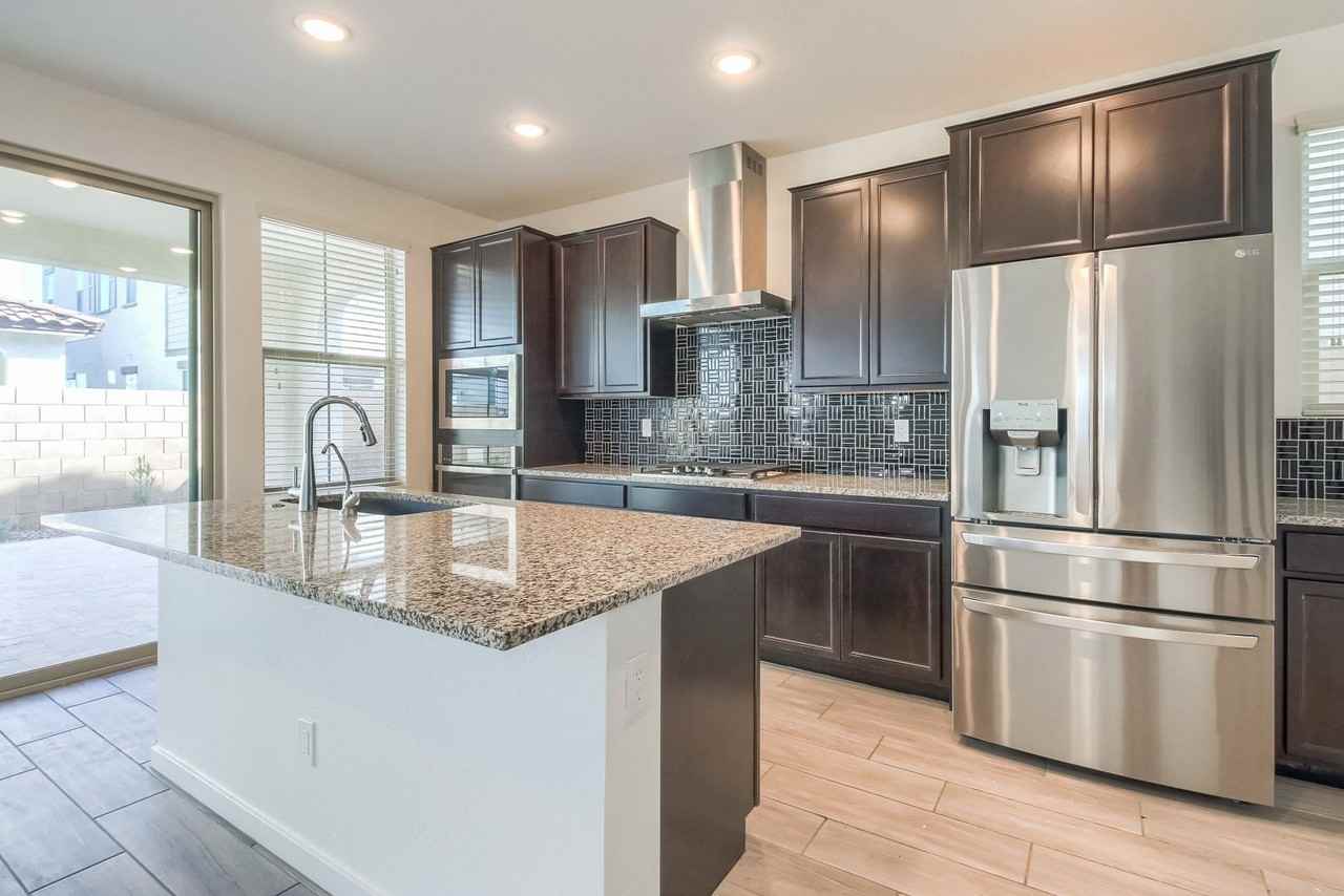 1362 W Crane Dr - Photo 6 of 21