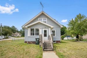 featured image of 1621 Main St
