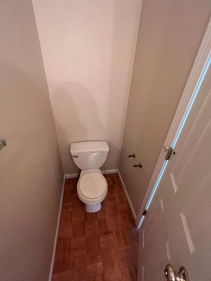 510 Fairington Ave - Photo 5 of 14