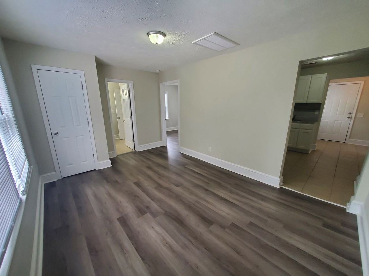 222A Woodrow St - Photo 3 of 17