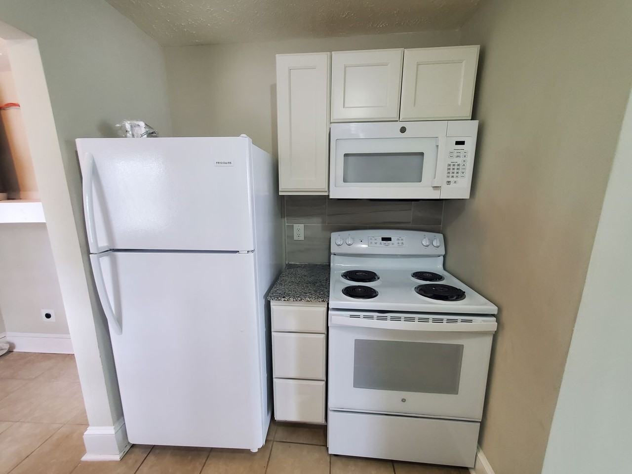 222A Woodrow St - Photo 7 of 17