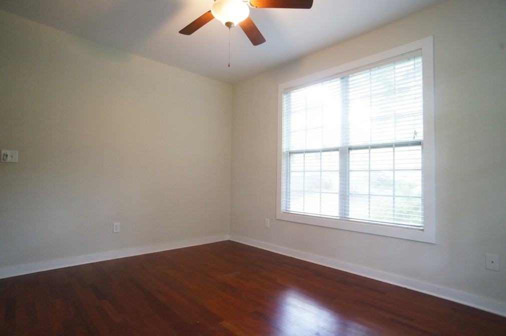 226 Arch Street - Photo 4 of 7