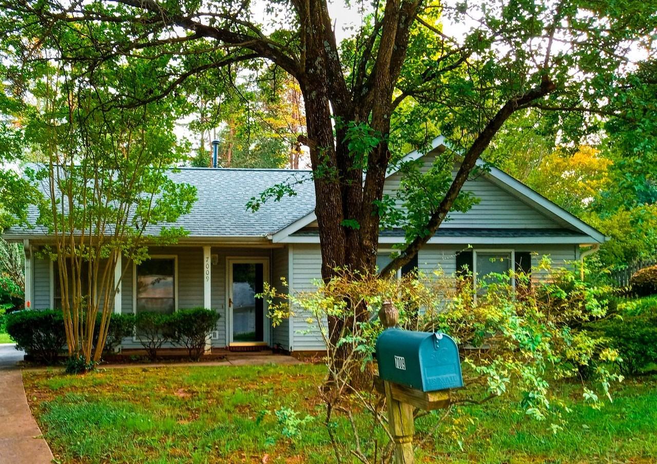 7009 Poplar Grove Trl - Photo 2 of 37