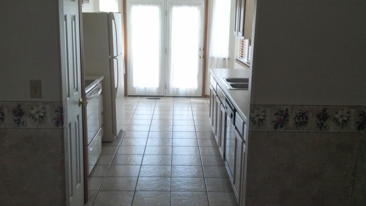 5952 Corinth Dr - Photo 2 of 16