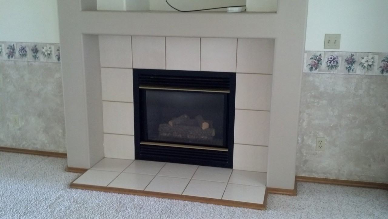 5952 Corinth Dr - Photo 3 of 16