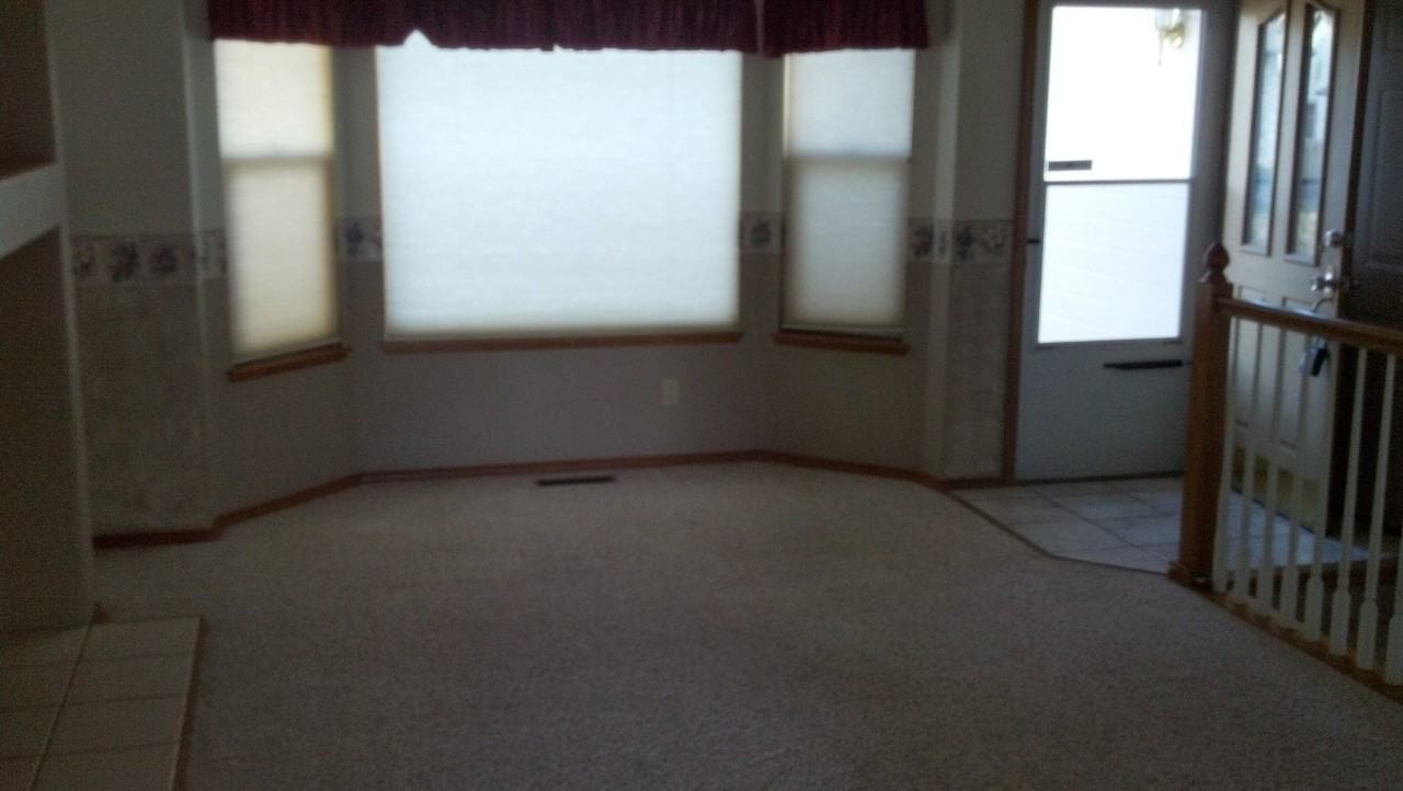 5952 Corinth Dr - Photo 5 of 16