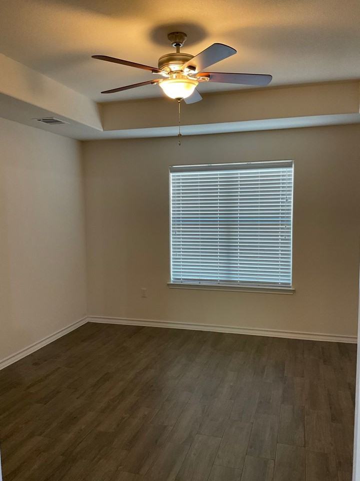 117 North Pass - Photo 6 of 12