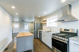 369 Preston Ave - Photo 1 of 1