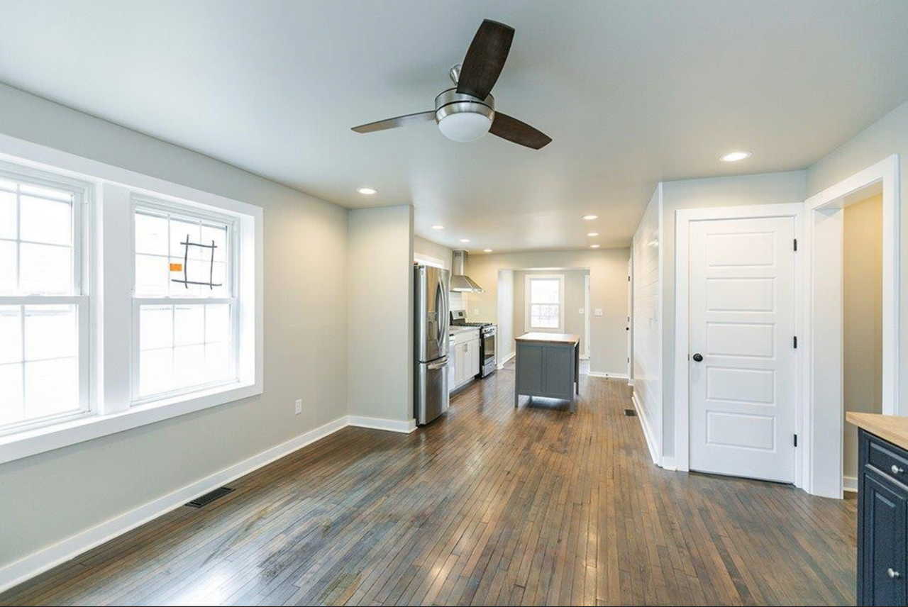 369 Preston Ave - Photo 5 of 16