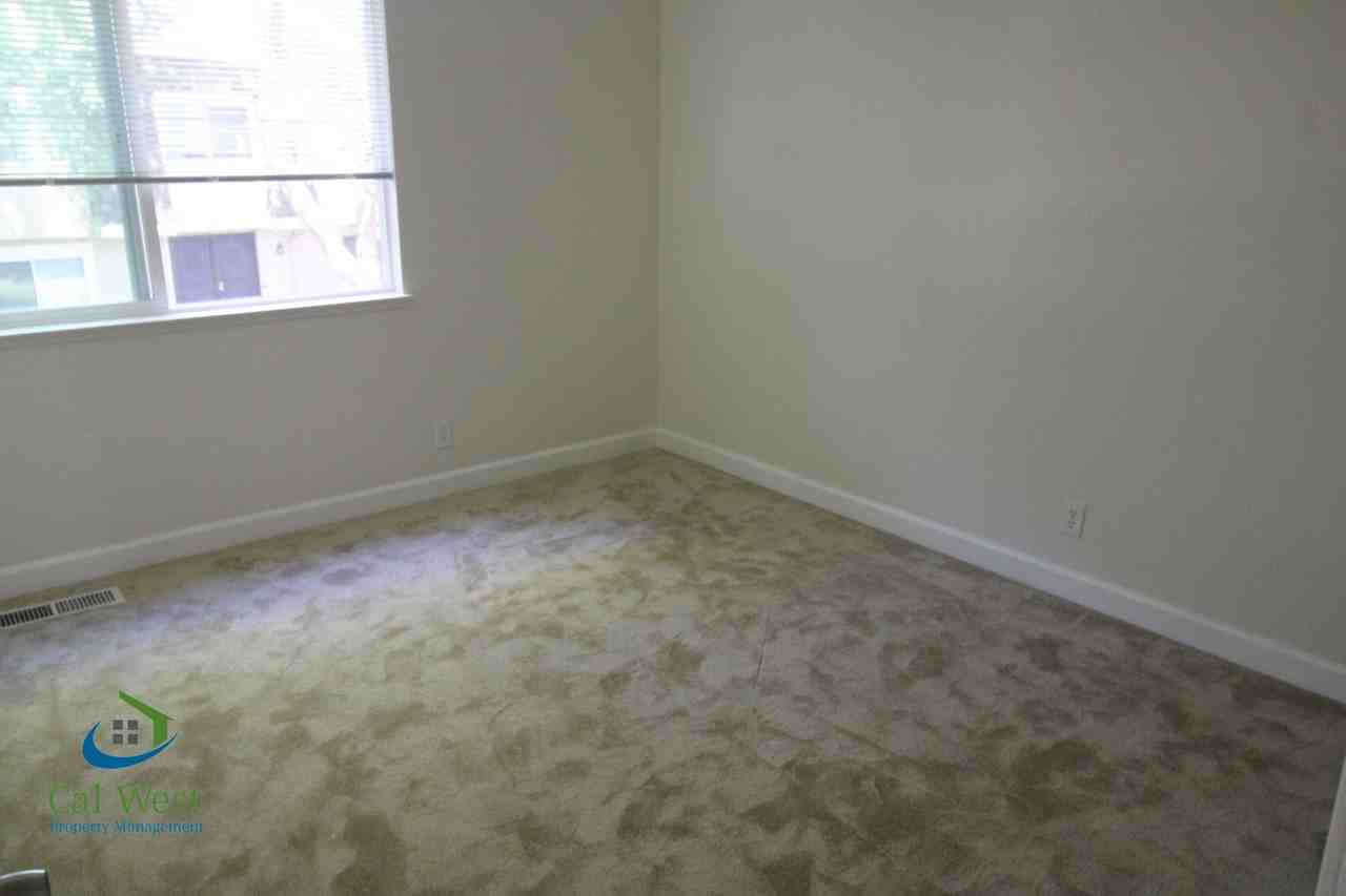 7102 Indian Wells Ct - Photo 7 of 15