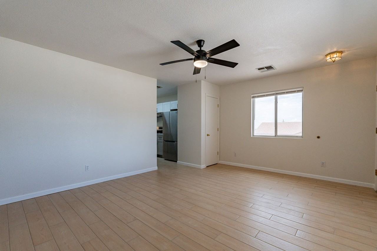 9746 E Sascha St - Photo 7 of 42