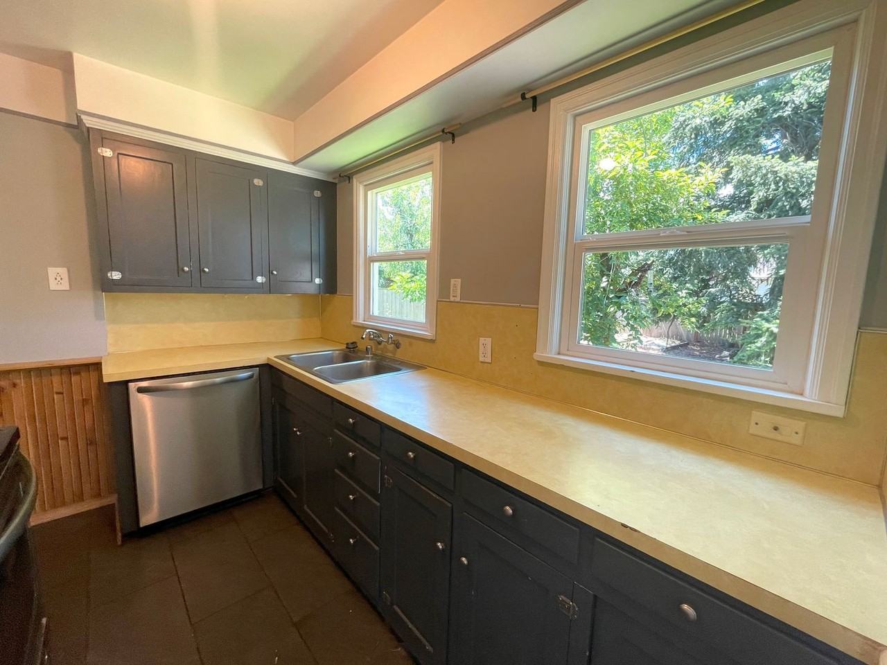 7015 N Greenwich Ave - Photo 6 of 28