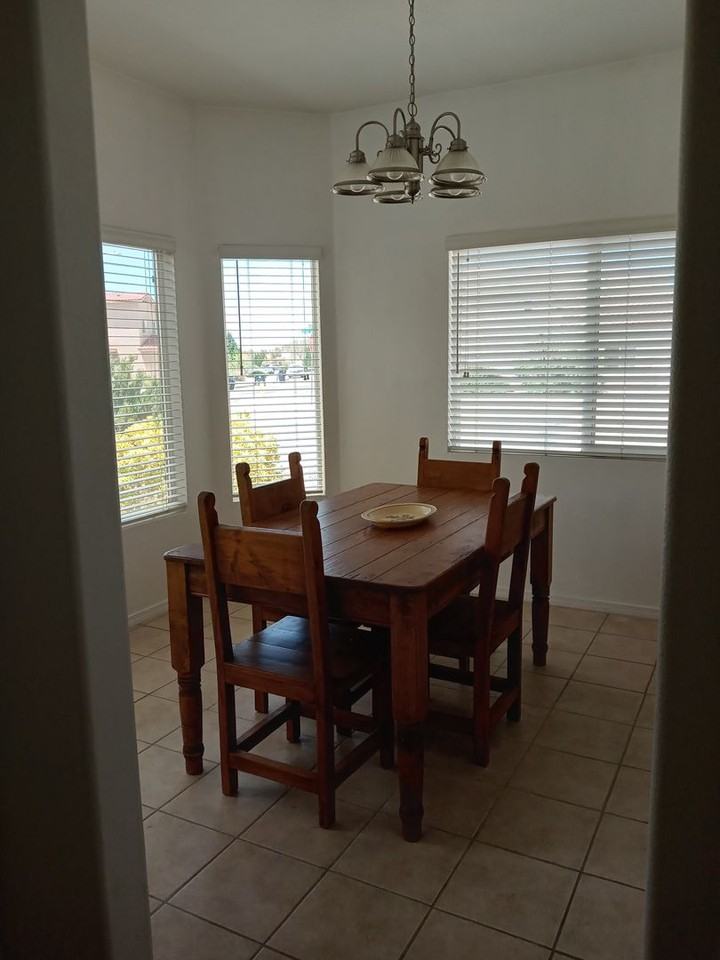 7616 Calle Armonia Ne - Photo 4 of 20