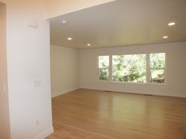 featured image of 991 Thompson Way